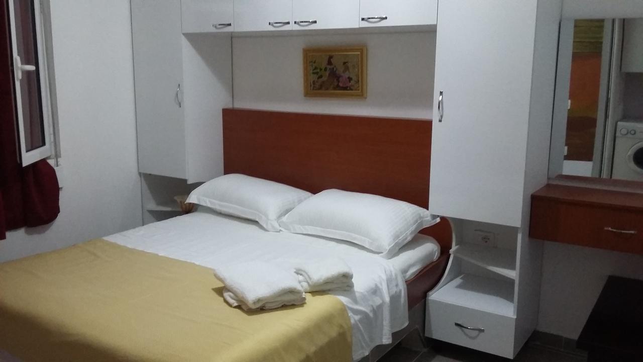 Villas Apartments Shahaj Vlore Exterior photo
